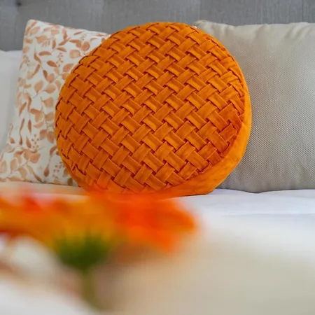 Glow House Ponta Delgada