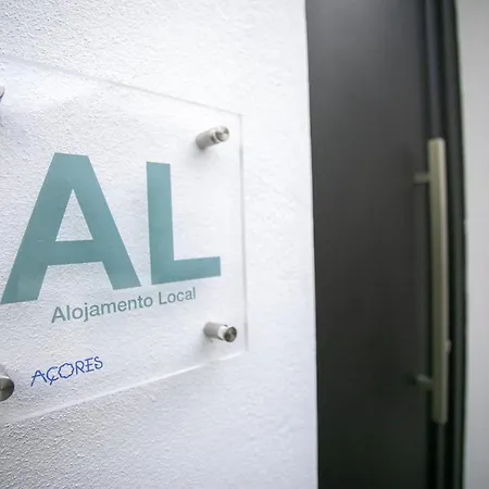 Nyaraló Glow House *