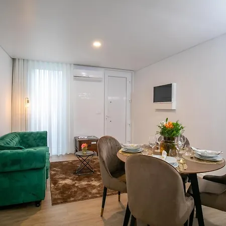 Glow House Nyaraló Ponta Delgada