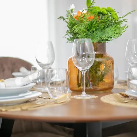 Glow House Nyaraló Ponta Delgada