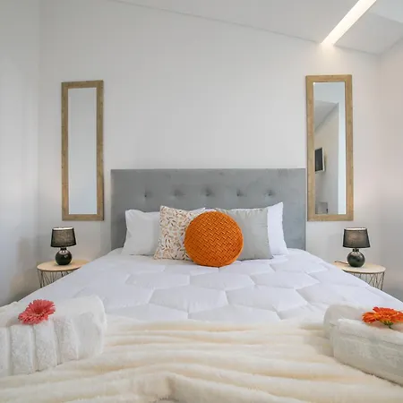 Holiday home Glow House