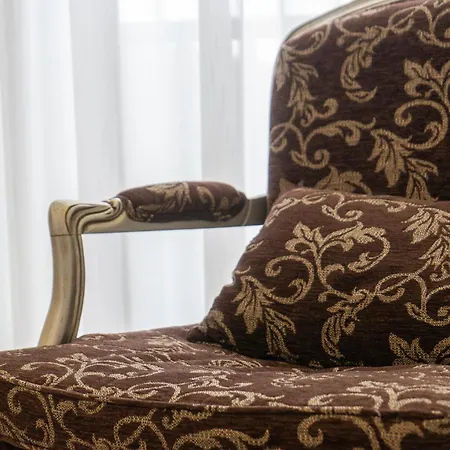 Glow House Nyaraló *