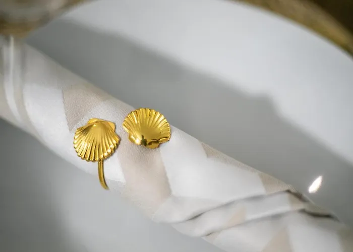 Glow House Holiday home *