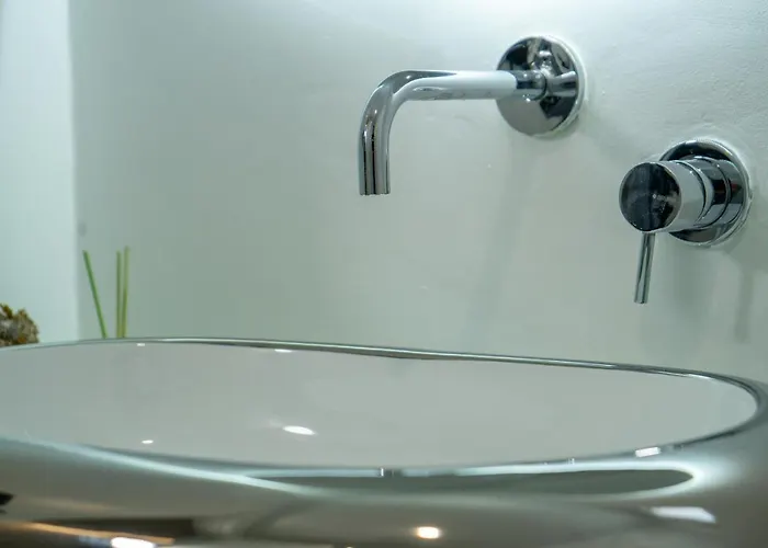 Glow House * Ponta Delgada