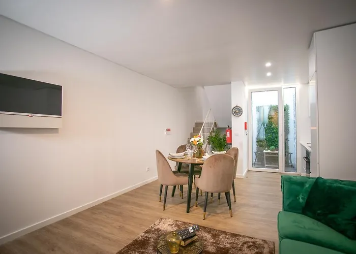 Holiday home Glow House *