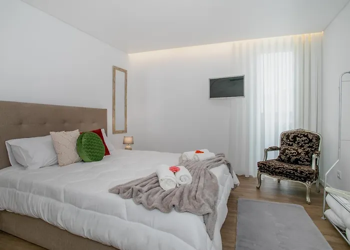 Glow House Ponta Delgada