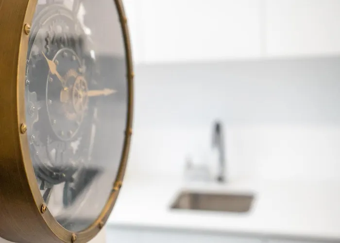 Glow House * Ponta Delgada